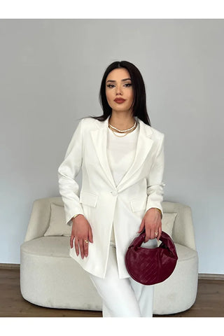 Kapak Detaylı Kadın Blazer Ceket