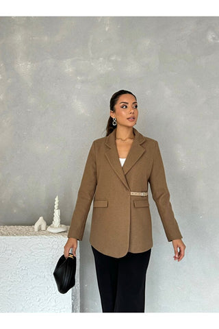 Yandan Kemer Detaylı Astarlı Kısa Kaşe Leya Ceket