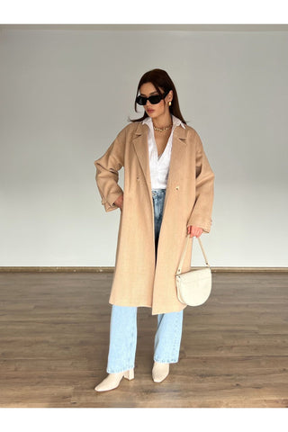 Kolu Pileli Düğmeli Oversize Kaban