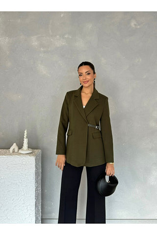 Yandan Kemer Detaylı Astarlı Kısa Kaşe Leya Ceket