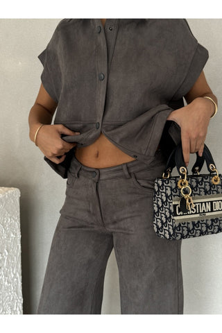 Kadın Yelekli Pantolonlu Süet Takım