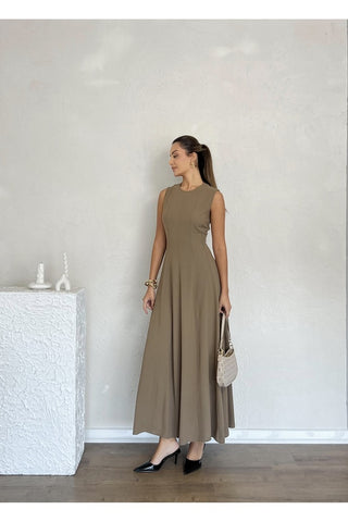 Biyeli Uzun Belden Aşağı Çan İnen Kolsuz Şık Günlük Kadın Elbise