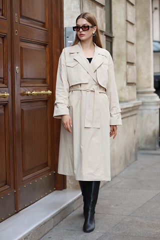 Pelerini Kapaklı Kuşaklı Astarlı Trençkot