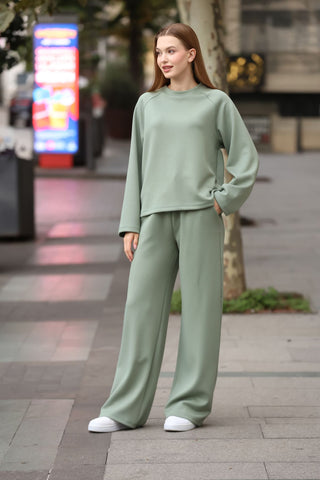 Sweat Pantolonlu Beli Latikli Eşofman Takım