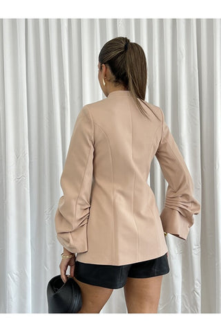 Kolu Büzgü Detaylı Astarlı Kadın Orta Boy Günlük Özel Gün Blazer Ceket